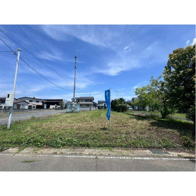 住宅用地、資材置き場どちらでも可能です