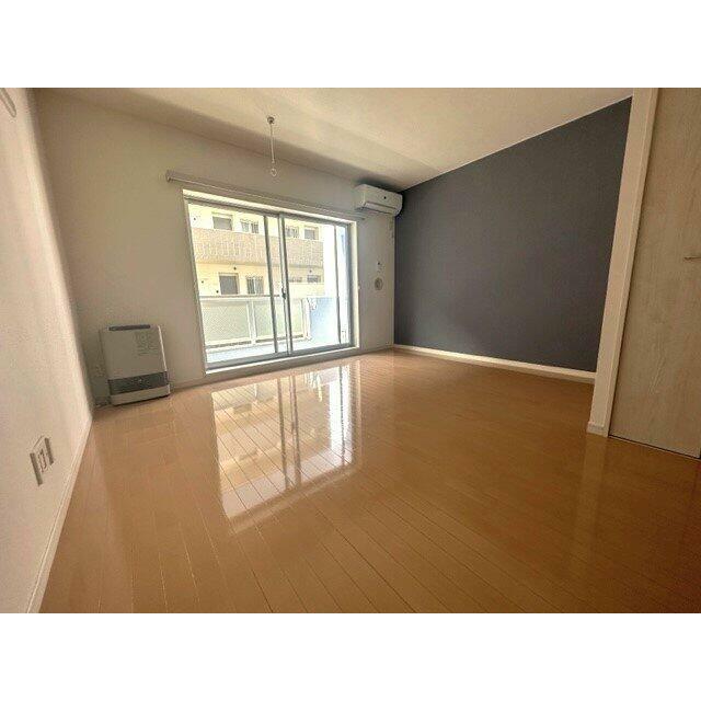 ※現在入居中の為、同タイプの別部屋の写真となります。