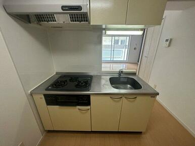 ※現在入居中の為、同タイプの別部屋の写真となります。