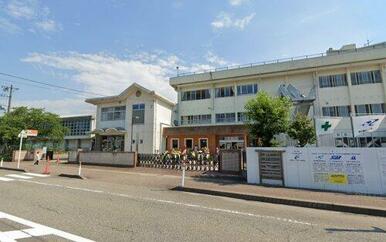 富山市立大久保小学校