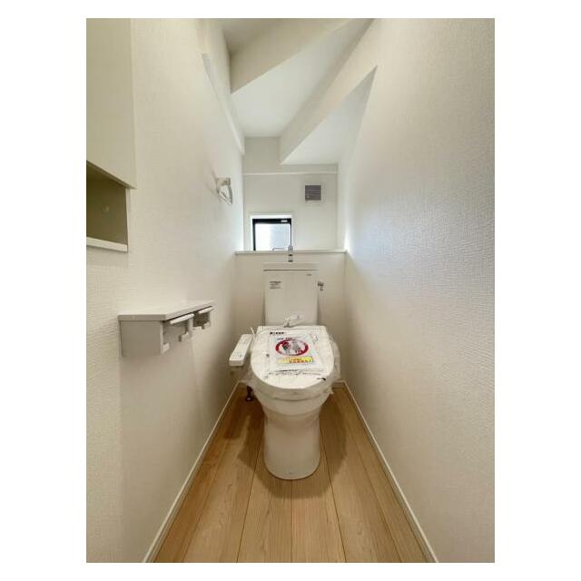 毎日使うからこそ、汚れにくくお手入れもしやすい設計の洗浄便座＾＾