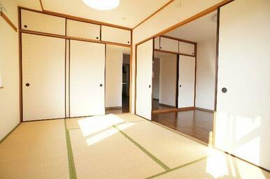 室内は日当たり良好♪