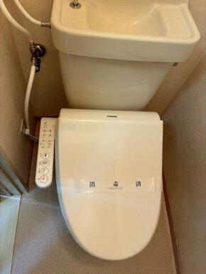 退去前につき、お写真は別のお部屋のものになります。