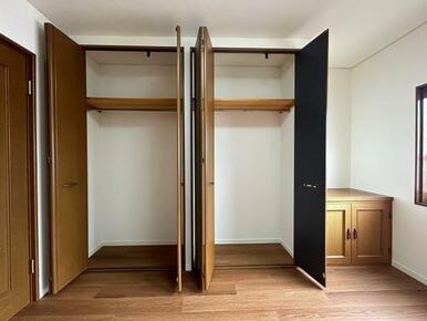 洋室3クローゼット