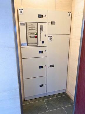 宅配ボックスを完備しており、不在時の受け取りが可能です。