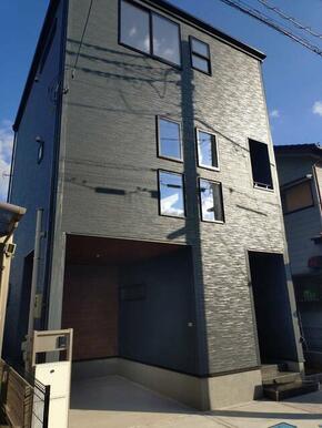 毎日がもっと特別になる場所（1号棟）