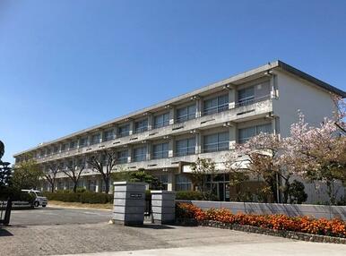 半田市立花園小学校