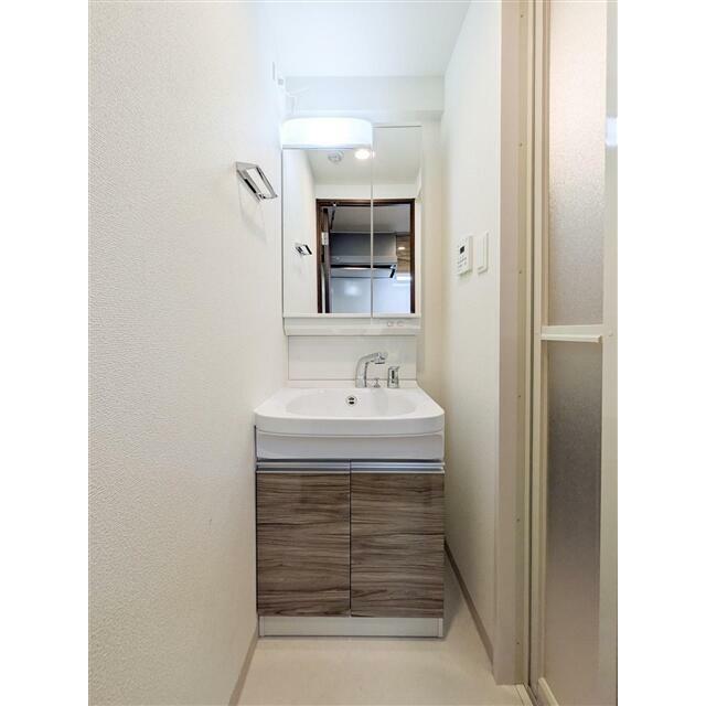 （参考）６０３号室〈Ｂｒｏｗｎ〉　洗面台　同タイプとなります
