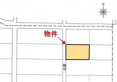 地形図　西側の公道と接しています。