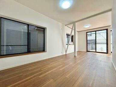 「LDK」19.5帖のゆったりと使えるリビングです