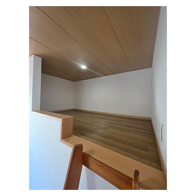 北東側洋室のロフト