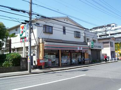 セブンイレブン向原店