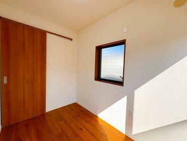 「サービスルーム」別角度