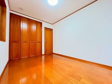 「2階南西側洋室＿約6帖」クロス交換済みです。