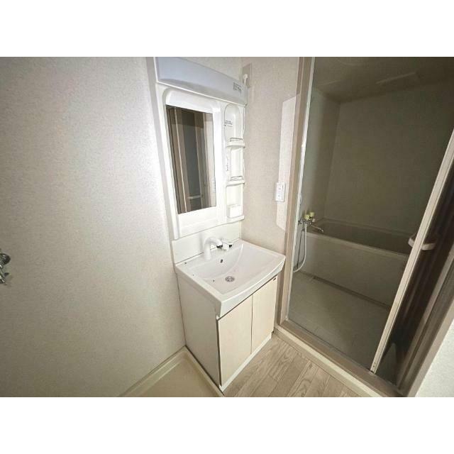 洗髪洗面化粧台