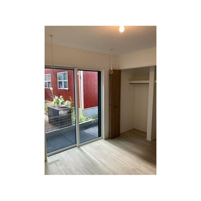 4号棟洋室室内物干し付き