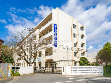 鎌ケ谷市立第三中学校