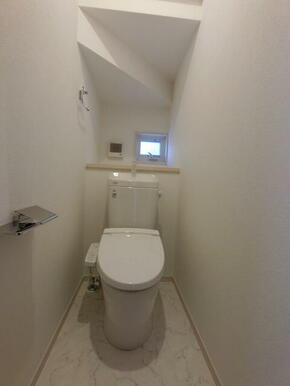 1階トイレ！2階にもトイレあります！