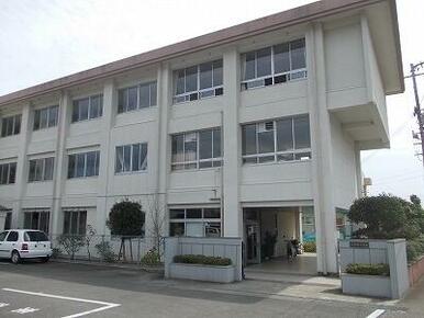 板野西小学校