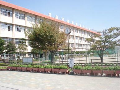 谷山中学校