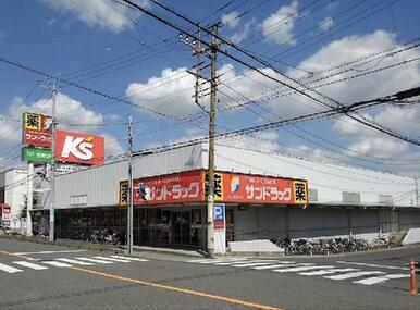 備品は部屋毎に異なります。１Ｆのみフローリング