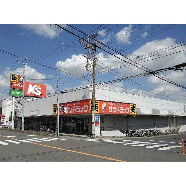 備品は部屋毎に異なります。１Ｆのみフローリング
