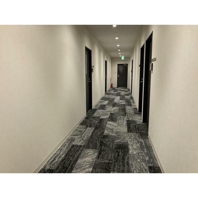 事務所：共用廊下