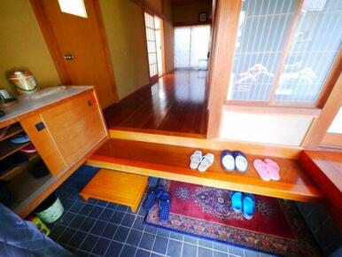 内装リフォーム済み令和2年10月システムキッチン 敷地約232坪 ５LDK平家+車庫