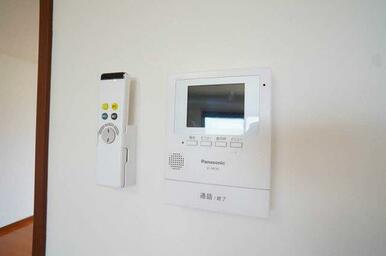 録画機能付きＴＶモニターホン完備です♪