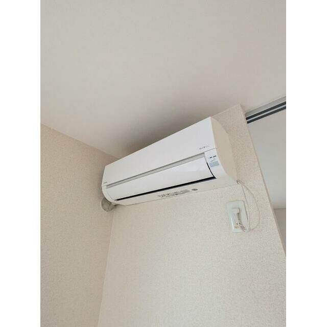LDKエアコン※クリーニング前の室内参考写真です。