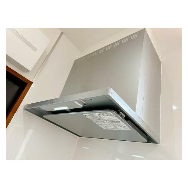 新品交換済みのレンジフード