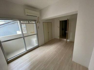 ゆったり過ごせるリビングです