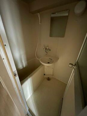 日々の疲れを癒すお風呂付です