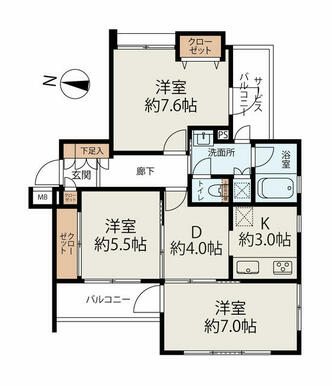 ゆとりのある玄関収納で、増えすぎた靴もすっぽり収まる