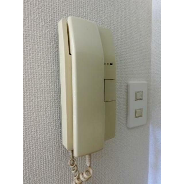 ☆受話器型インターホン付き☆