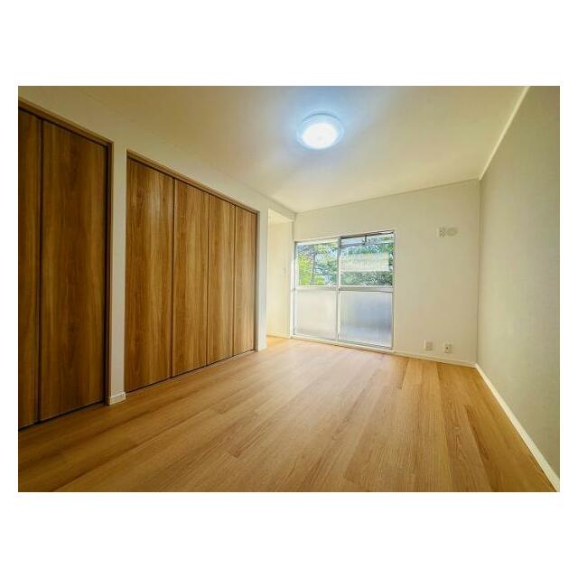 約6.5帖の南東洋室