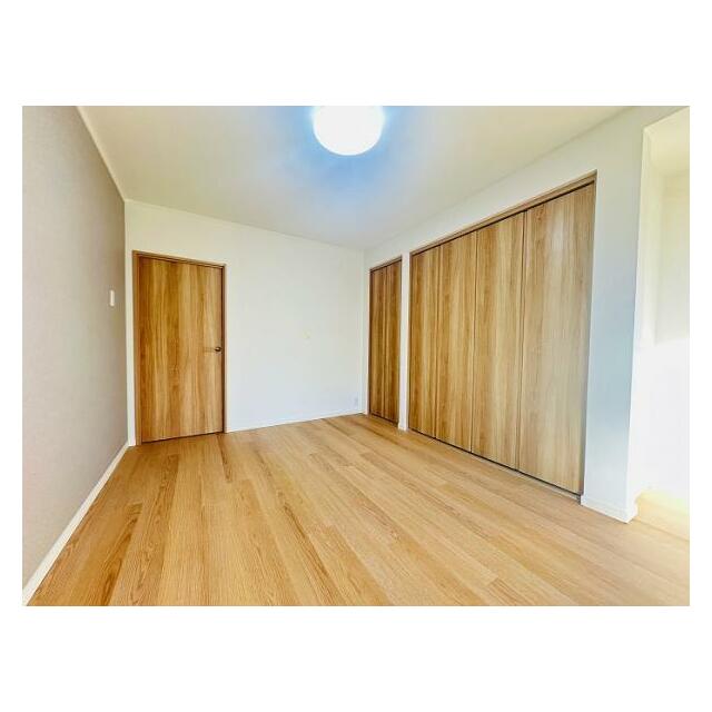 約6.5帖の南東洋室（2）