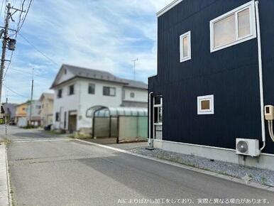 前面道路は幅員6ｍで、市に寄付された市道です。