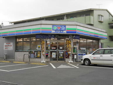 スリーエフ青葉元石川町店