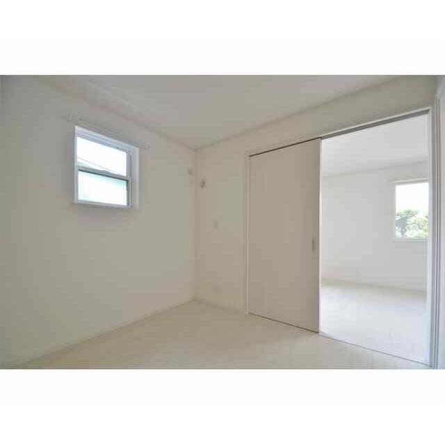 apartment 山の根２丁目