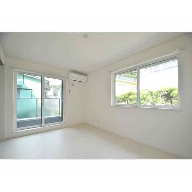 apartment 山の根２丁目