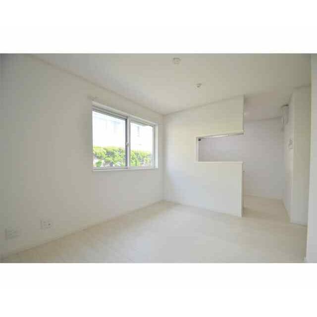 apartment 山の根２丁目