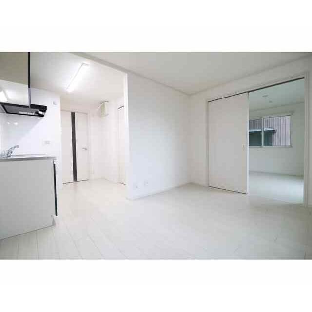 apartment 山の根２丁目