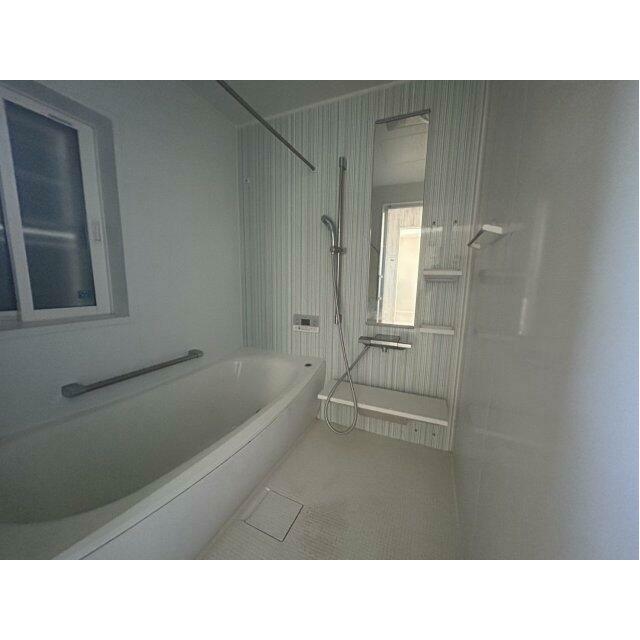 ゆったり過ごせるお風呂です