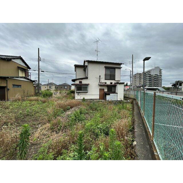 トータル132㎡の裏庭は活用方法が広がります