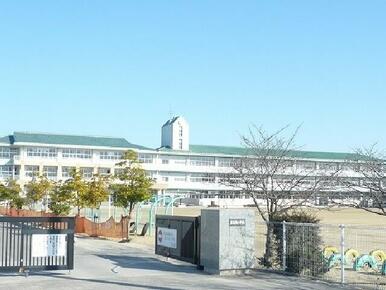 三日月小学校