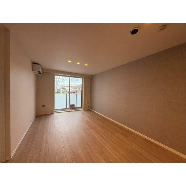 ダウンライトを採用しております