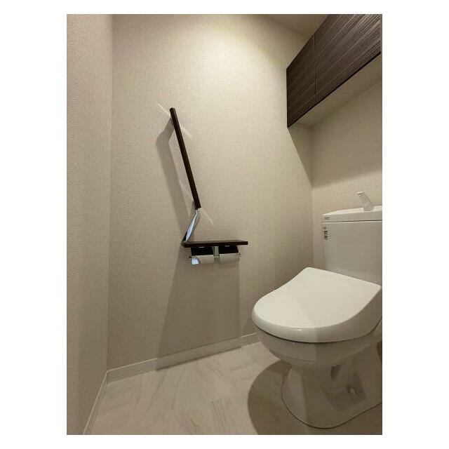 トイレは温水洗浄便座でございます