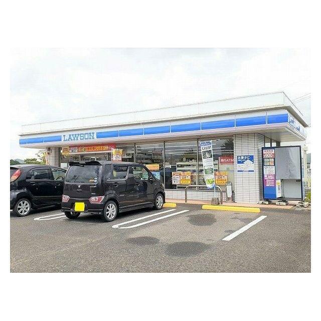 ローソン　伊万里市役所前店まで580m