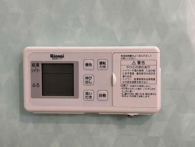 バルコニー　南向きで採光良好です